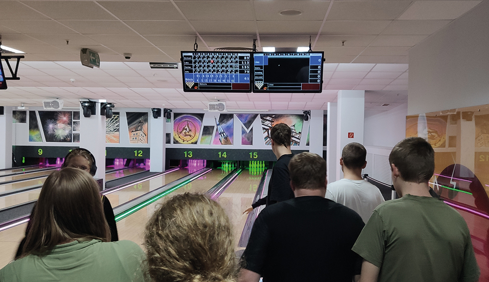 Azubi-Ausflug Bowling 2024 - Bild 2